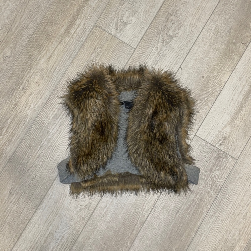 Armani Exchange Mini Crop Fur Vest M/L fits smalll
